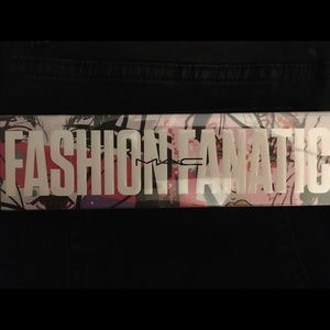 Fashion Fanatic Eyeshadow Pallette
